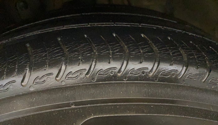 2015 Honda City 1.5L I-VTEC VX CVT, Petrol, Automatic, 77,955 km, Left Front Tyre Tread