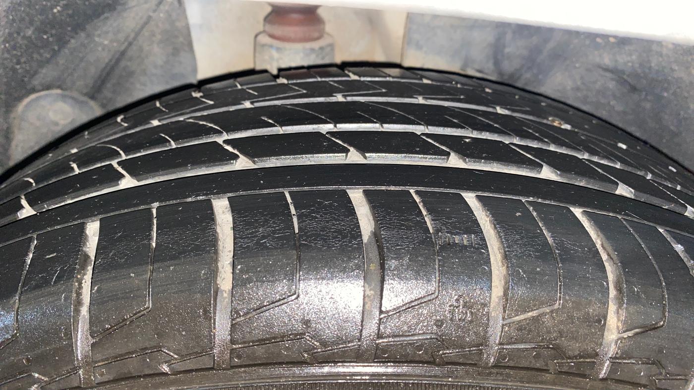 2024 Hyundai Creta SX (O) 1.5 PETROL, Petrol, Manual, 14,138 km, Right Rear Tyre Tread