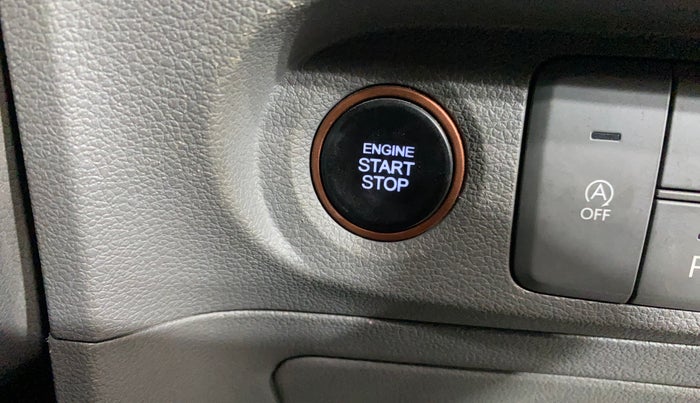 2024 Hyundai Creta SX (O) 1.5 PETROL, Petrol, Manual, 14,174 km, Keyless Start/ Stop Button