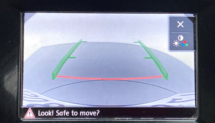 2016 Volkswagen Ameo HIGHLINE1.2L, Petrol, Manual, 98,156 km, Parking Camera