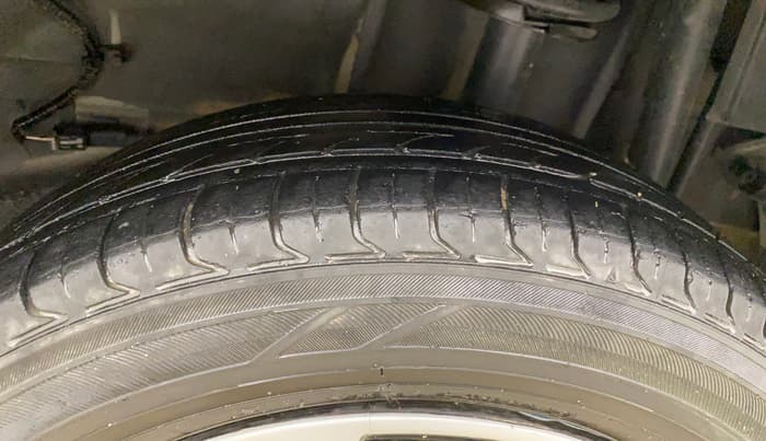 2022 Tata Tiago XZ PLUS CNG, CNG, Manual, 85,548 km, Left Rear Tyre Tread