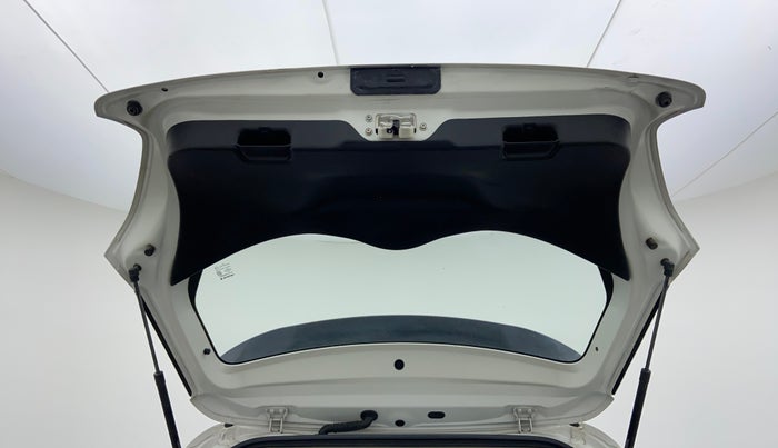 2019 Maruti Swift VXI, Petrol, Manual, 39,572 km, Boot Door Open