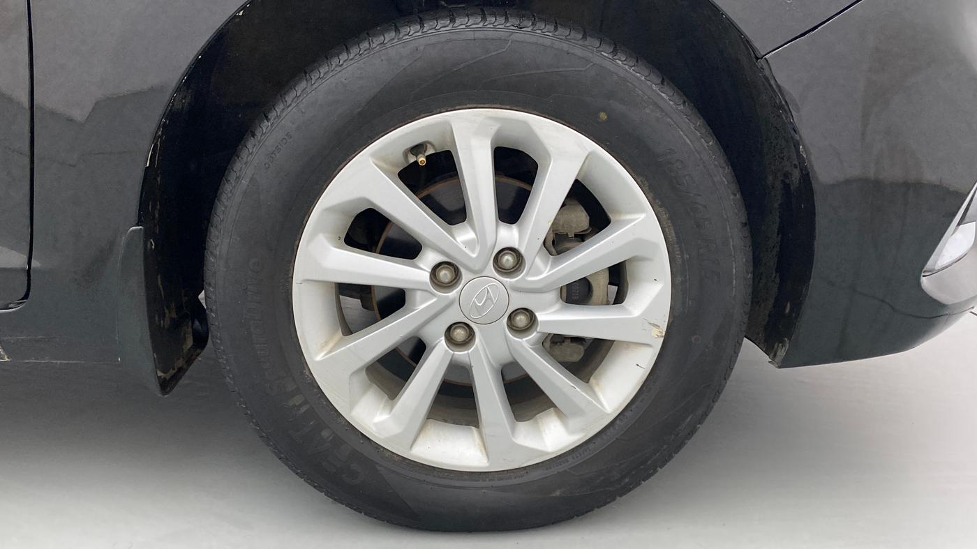 2018 Hyundai Verna EX 1.6 VTVT AT, Petrol, Automatic, 40,923 km, Right Front Wheel