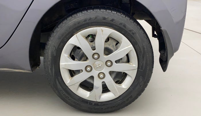 2017 Hyundai Eon MAGNA +, Petrol, Manual, 44,499 km, Left Rear Wheel