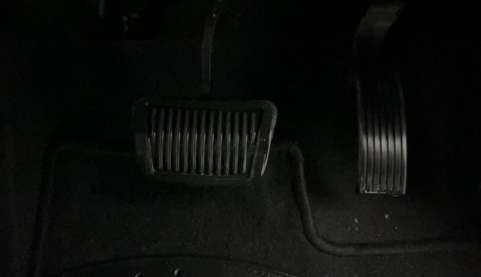 2019 Hyundai VENUE SX PLUS 1.0 TURBO DCT, Petrol, Automatic, 75,829 km, Pedals