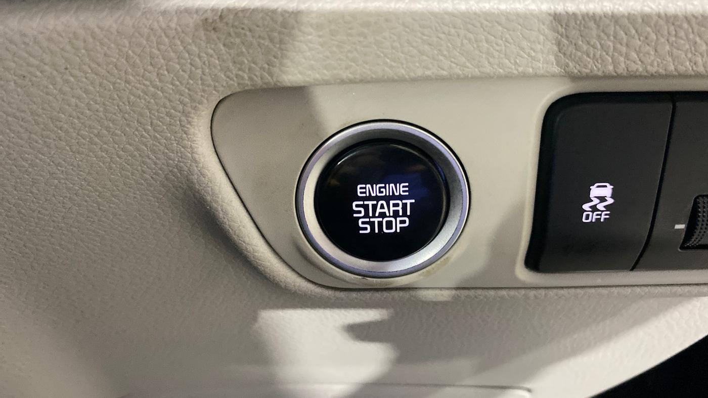 2022 KIA CARENS PRESTIGE 1.5 PETROL 7 STR, Petrol, Manual, 50,387 km, Keyless Start/ Stop Button