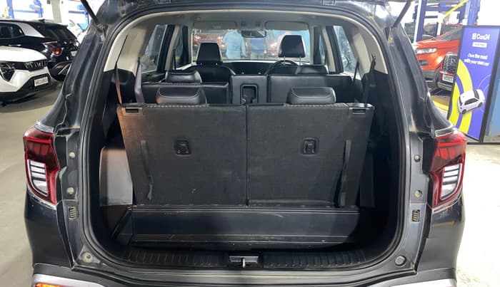 2022 KIA CARENS PRESTIGE 1.5 PETROL 7 STR, Petrol, Manual, 50,387 km, Boot Inside
