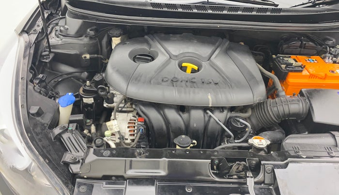 2016 Hyundai New Elantra 1.8 SX AT VTVT, Petrol, Automatic, 69,272 km, Engine View - Right