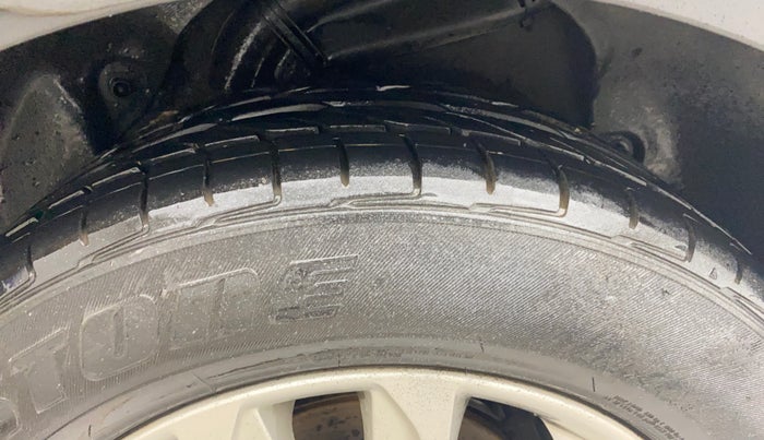 2016 Hyundai New Elantra 1.8 SX AT VTVT, Petrol, Automatic, 69,272 km, Left Rear Tyre Tread