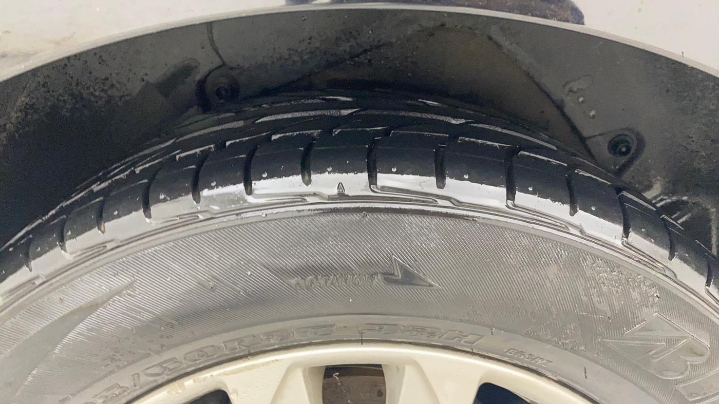 2016 Hyundai New Elantra 1.8 SX AT VTVT, Petrol, Automatic, 69,272 km, Right Rear Tyre Tread
