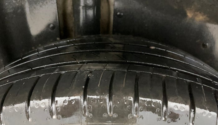 2023 MG HECTOR SAVVY PRO 1.5 TURBO CVT PETROL, Petrol, Automatic, 37,173 km, Right Rear Tyre Tread