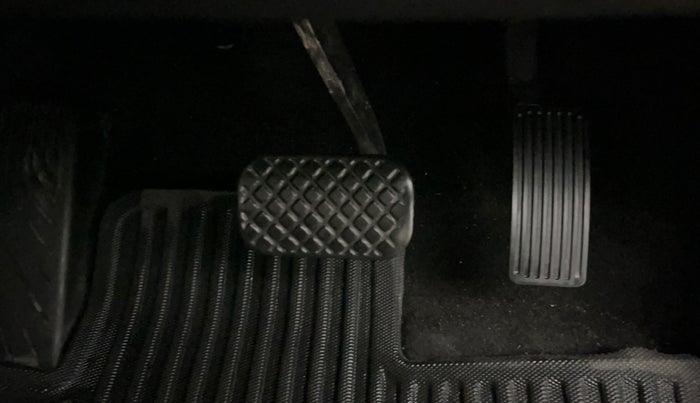 2023 MG HECTOR SAVVY PRO 1.5 TURBO CVT PETROL, Petrol, Automatic, 37,173 km, Pedals