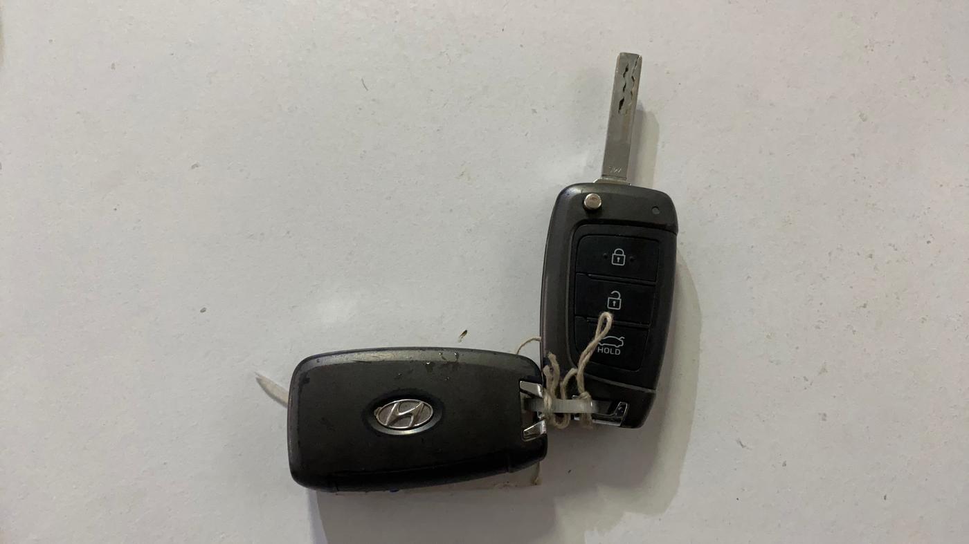 2018 Hyundai Verna 1.6 VTVT SX, Petrol, Manual, 78,109 km, Key Close Up