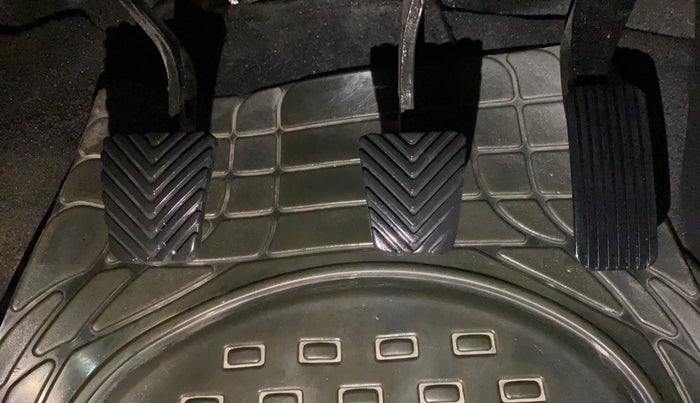 2018 Hyundai Verna 1.6 VTVT SX, Petrol, Manual, 78,038 km, Pedals