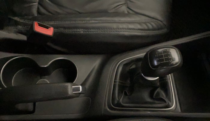 2018 Hyundai Verna 1.6 VTVT SX, Petrol, Manual, 78,038 km, Gear Lever