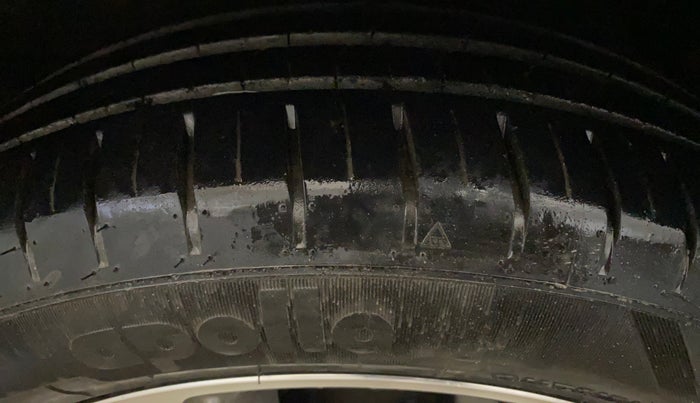 2018 Hyundai Verna 1.6 VTVT SX, Petrol, Manual, 78,038 km, Left Front Tyre Tread