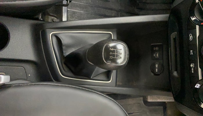 2017 Hyundai Elite i20 SPORTZ 1.2, Petrol, Manual, 45,037 km, Gear Lever