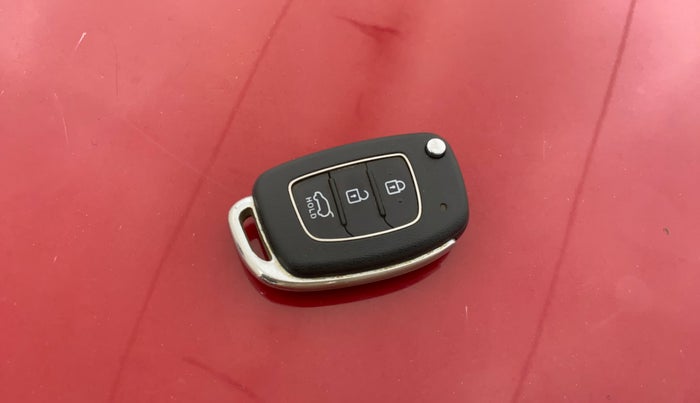 2017 Hyundai Elite i20 SPORTZ 1.2, Petrol, Manual, 45,037 km, Key Close Up