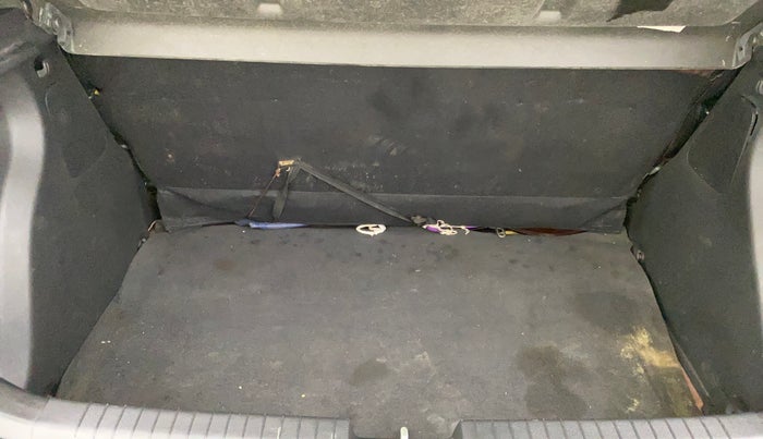 2017 Hyundai Elite i20 SPORTZ 1.2, Petrol, Manual, 45,037 km, Boot Inside