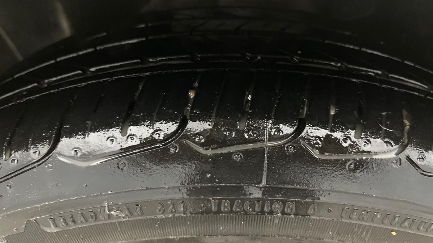 2020 Tata ALTROZ XT PETROL, Petrol, Manual, 64,549 km, Left Front Tyre Tread