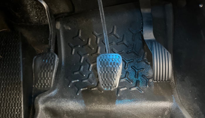 2020 Tata ALTROZ XT PETROL, Petrol, Manual, 64,084 km, Pedals