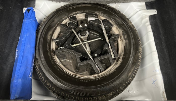 2020 Tata ALTROZ XT PETROL, Petrol, Manual, 64,084 km, Spare Tyre