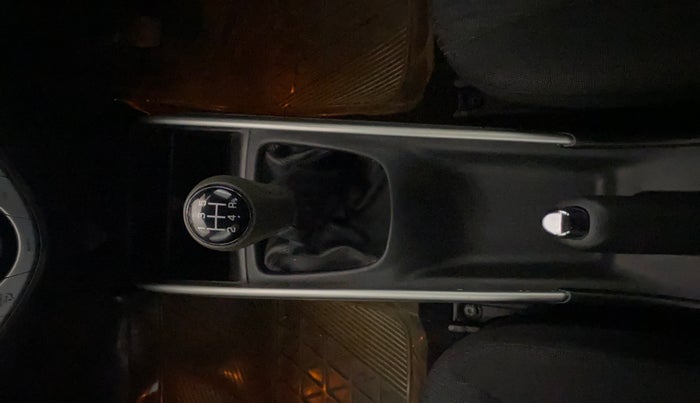 2016 Maruti Baleno ALPHA PETROL 1.2, Petrol, Manual, 75,761 km, Gear Lever