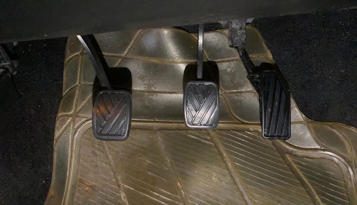 2016 Maruti Baleno ALPHA PETROL 1.2, Petrol, Manual, 75,761 km, Pedals