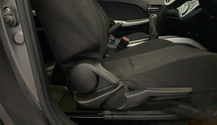 2016 Maruti Baleno ALPHA PETROL 1.2, Petrol, Manual, 75,761 km, Driver Side Adjustment Panel