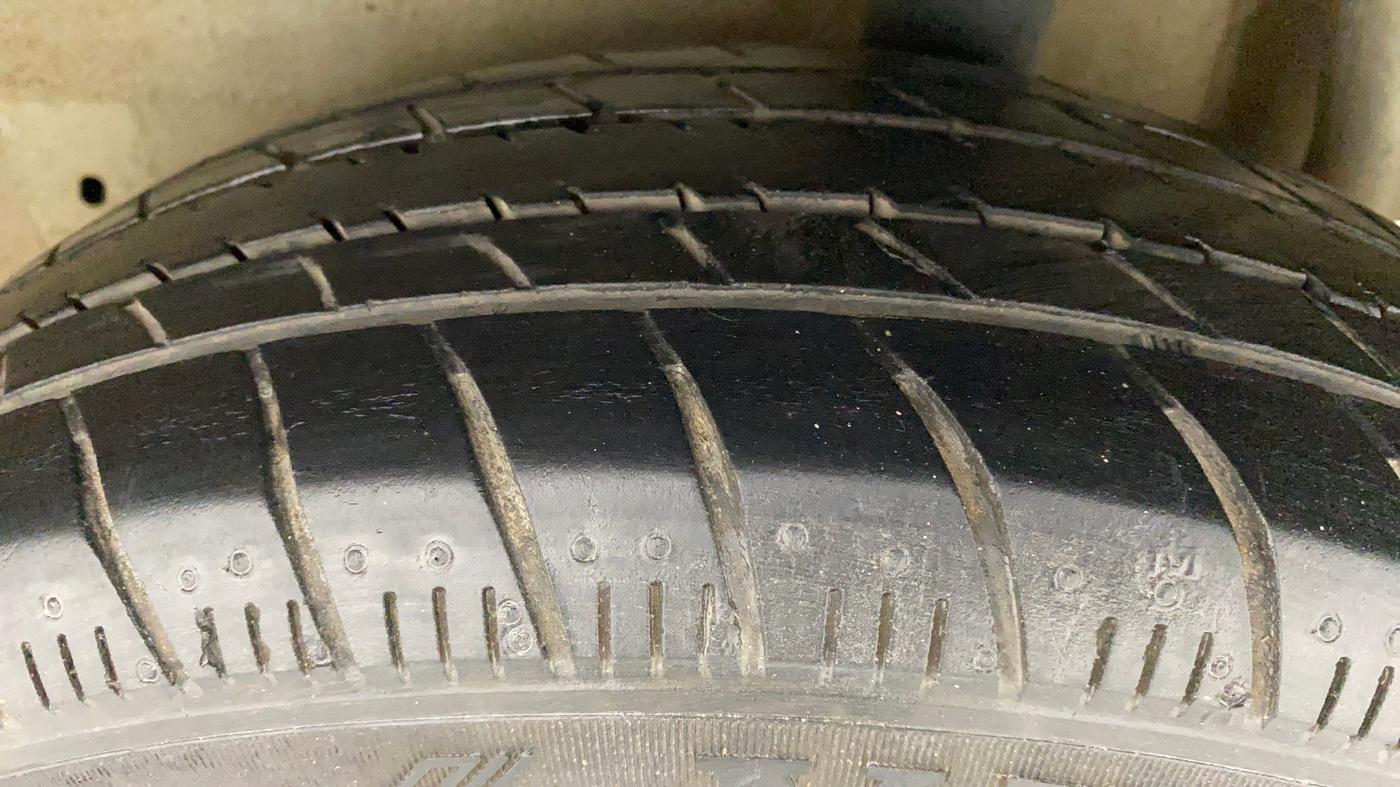 2014 Maruti Celerio VXI, Petrol, Manual, 83,906 km, Left Rear Tyre Tread