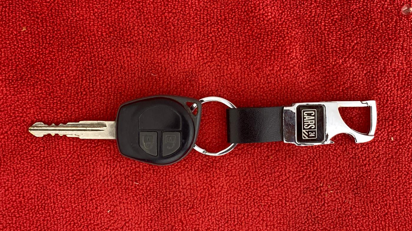 2012 Maruti Swift Dzire VDI, Diesel, Manual, 70,227 km, Key Close Up