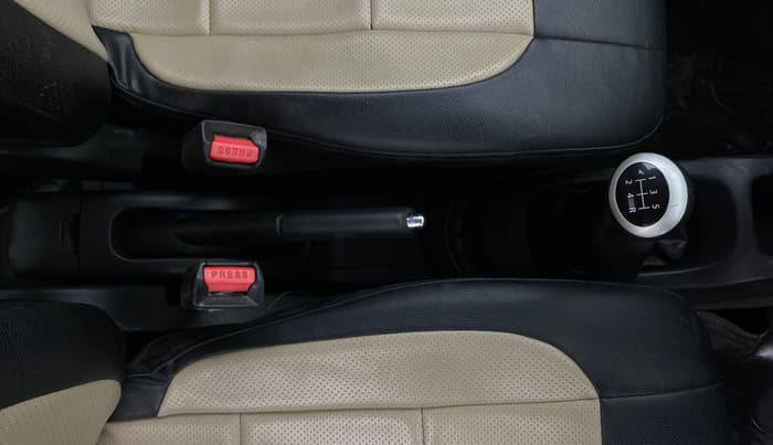 2016 Maruti Wagon R 1.0 VXI, Petrol, Manual, 15,256 km, Gear Lever