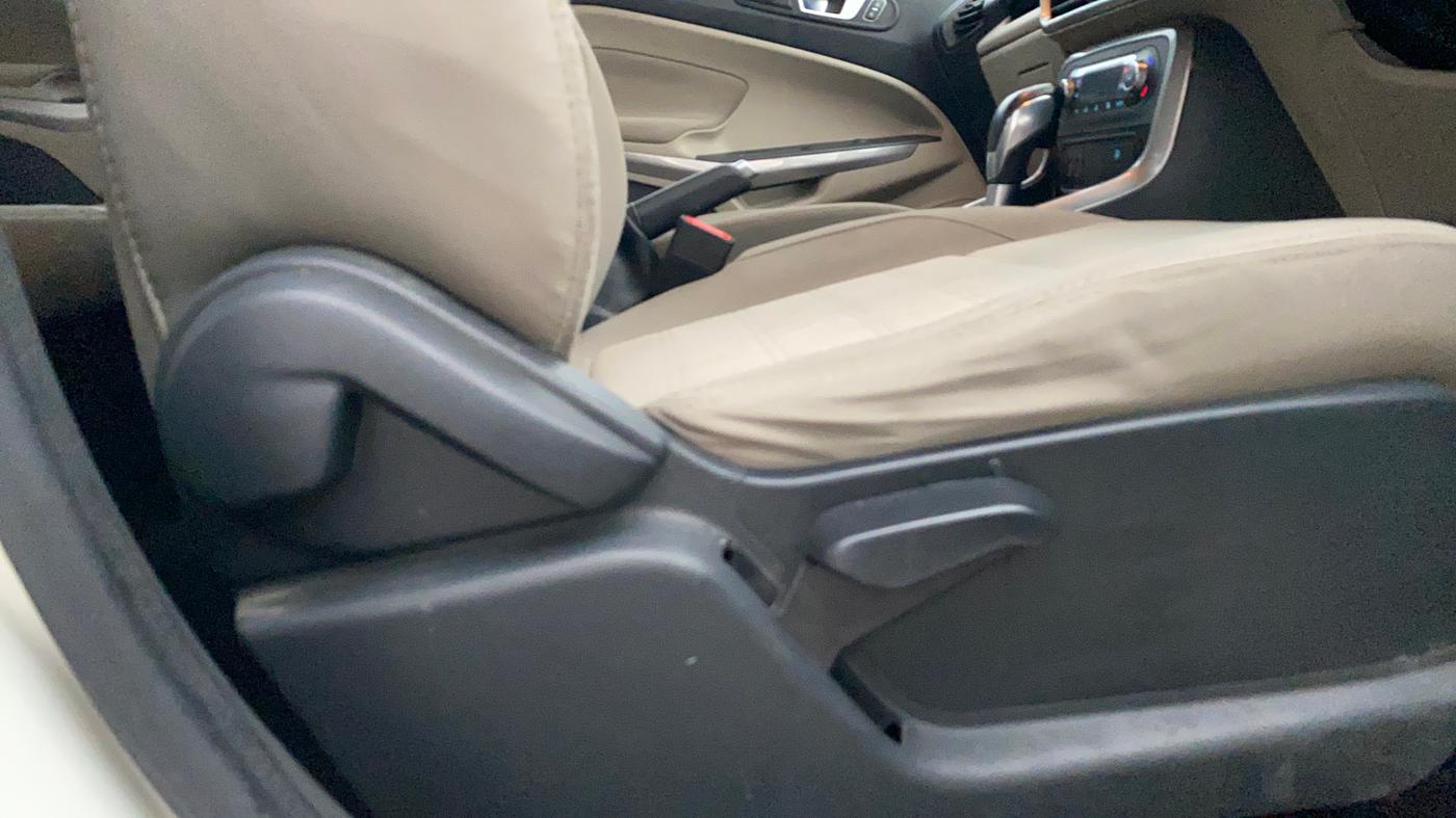 2019 Ford Ecosport TITANIUM + 1.5L PETROL AT, Petrol, Automatic, 35,325 km, Driver Side Adjustment Panel