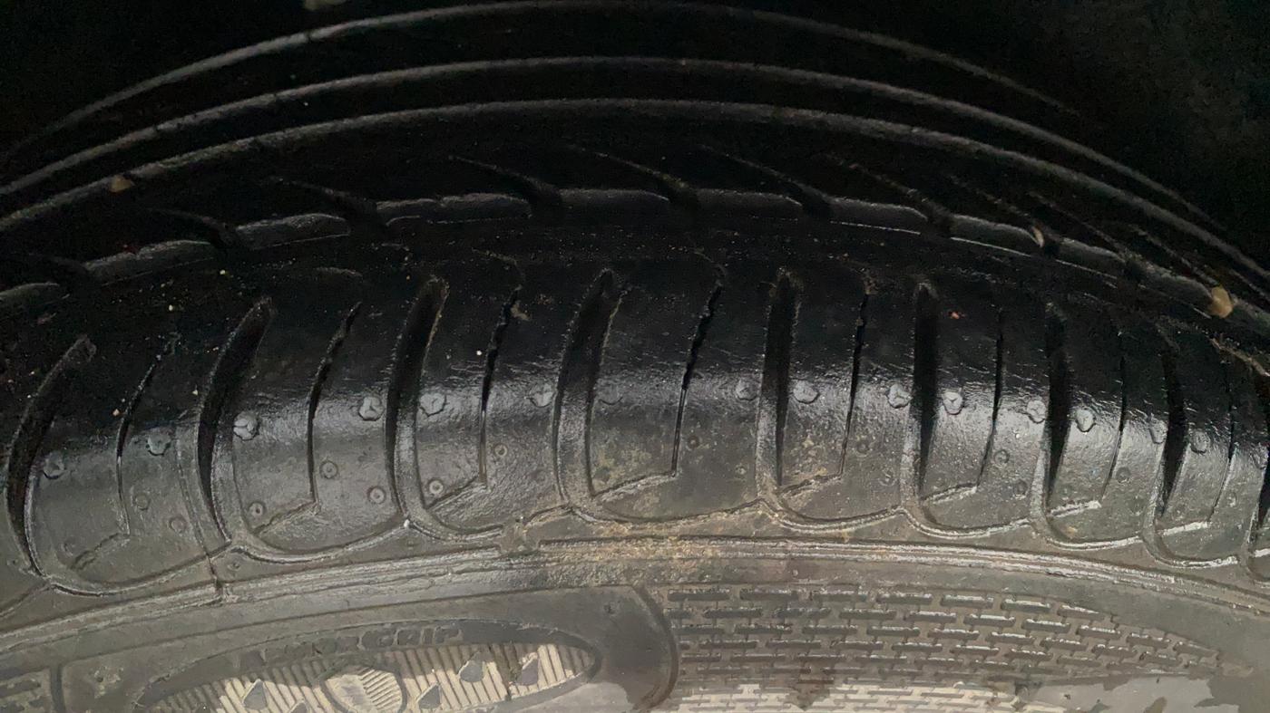 2019 Ford Ecosport TITANIUM + 1.5L PETROL AT, Petrol, Automatic, 35,325 km, Right Rear Tyre Tread