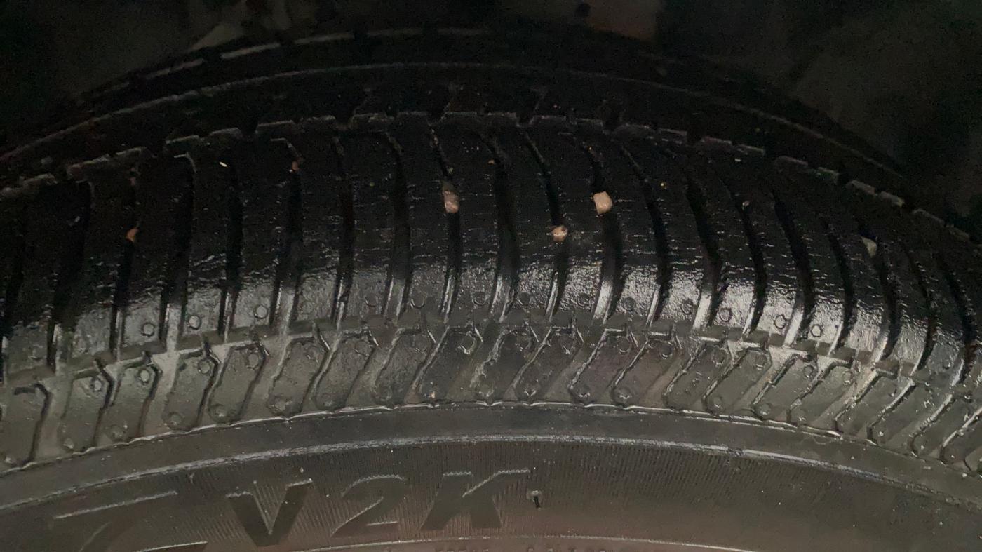 2019 Ford Ecosport TITANIUM + 1.5L PETROL AT, Petrol, Automatic, 35,325 km, Right Front Tyre Tread
