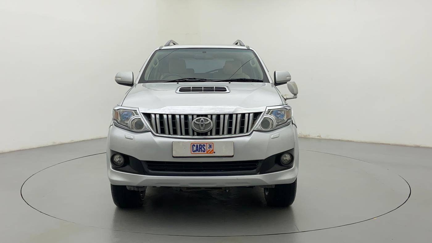 2012 Toyota Fortuner 3.0 MT 4X4, Diesel, Manual, 97,115 km, Front