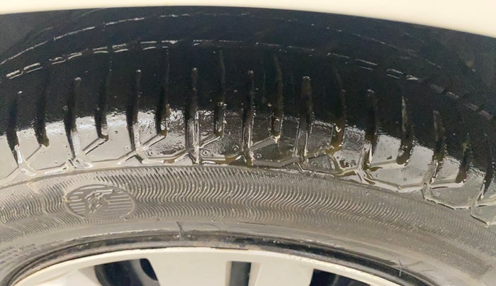 2015 Honda City 1.5L I-VTEC S MT, Petrol, Manual, 65,266 km, Right Front Tyre Tread