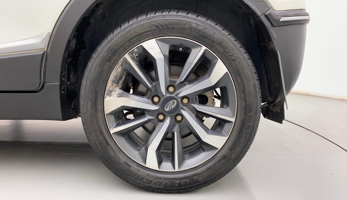 2020 Mahindra XUV300 W8 (O) 1.2 PETROL, Petrol, Manual, 42,431 km, Left Rear Wheel