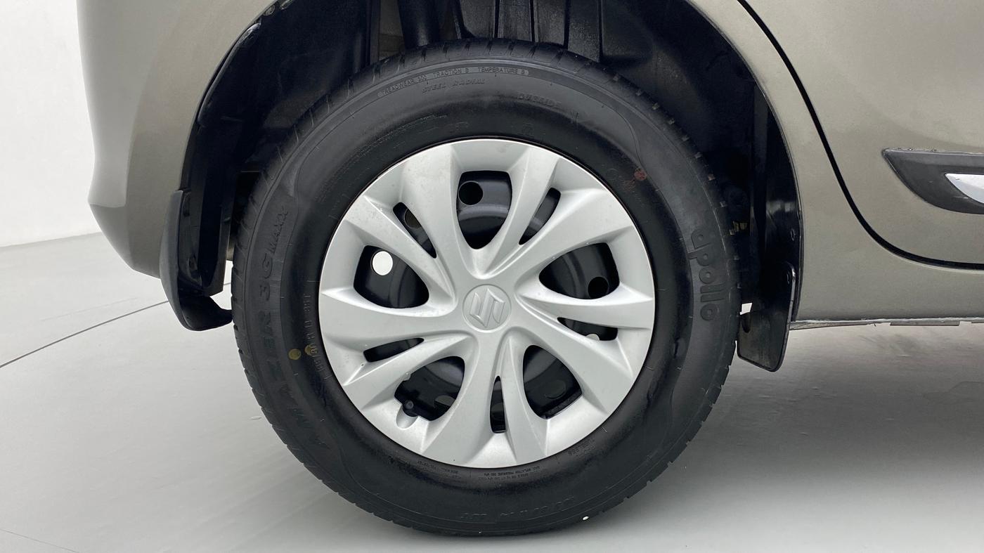2019 Maruti Swift VXI AMT D, Petrol, Automatic, 25,823 km, Right Rear Wheel