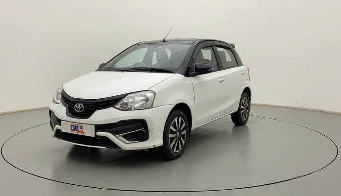 2019 Toyota Etios Liva V DUAL TONE, CNG, Manual, 82,515 km, Left Front Diagonal