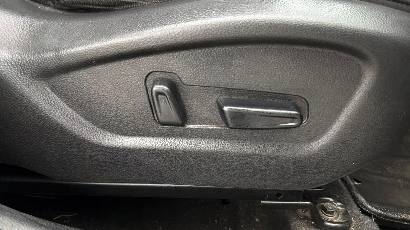 2021 KIA SELTOS GTX PLUS DCT 1.4 PETROL, Petrol, Automatic, 99,077 km, Driver Side Adjustment Panel
