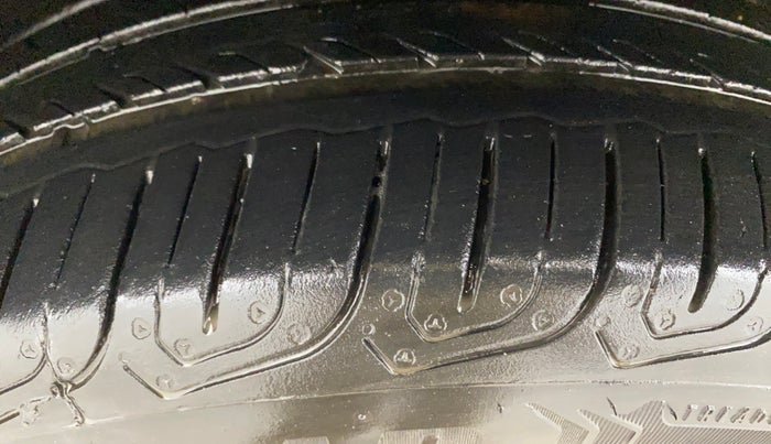 2021 Skoda Rapid 1.0 AMBITION TSI MT, Petrol, Manual, 49,111 km, Left Front Tyre Tread