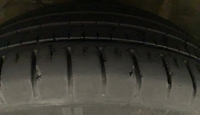 2018 Maruti Baleno ALPHA CVT PETROL 1.2, Petrol, Automatic, 33,378 km, Left Rear Tyre Tread