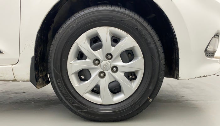 2016 Hyundai Elite i20 SPORTZ 1.2, Petrol, Manual, 56,136 km, Right Front Wheel