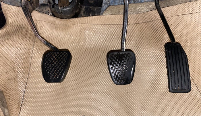 2013 Honda Amaze 1.2L I-VTEC VX, Petrol, Manual, 1,19,435 km, Pedals