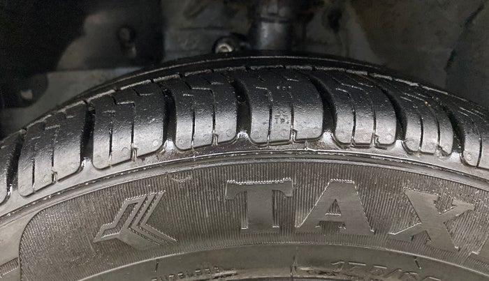 2013 Honda Amaze 1.2L I-VTEC VX, Petrol, Manual, 1,19,435 km, Left Front Tyre Tread