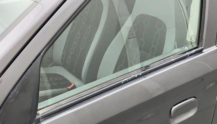 2012 Maruti Alto 800 LXI O, Petrol, Manual, 36,946 km, Front passenger door - Weather strip has minor damage
