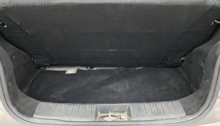2018 Mahindra KUV 100 NXT K6+ D 6 STR, Diesel, Manual, 63,935 km, Boot Inside