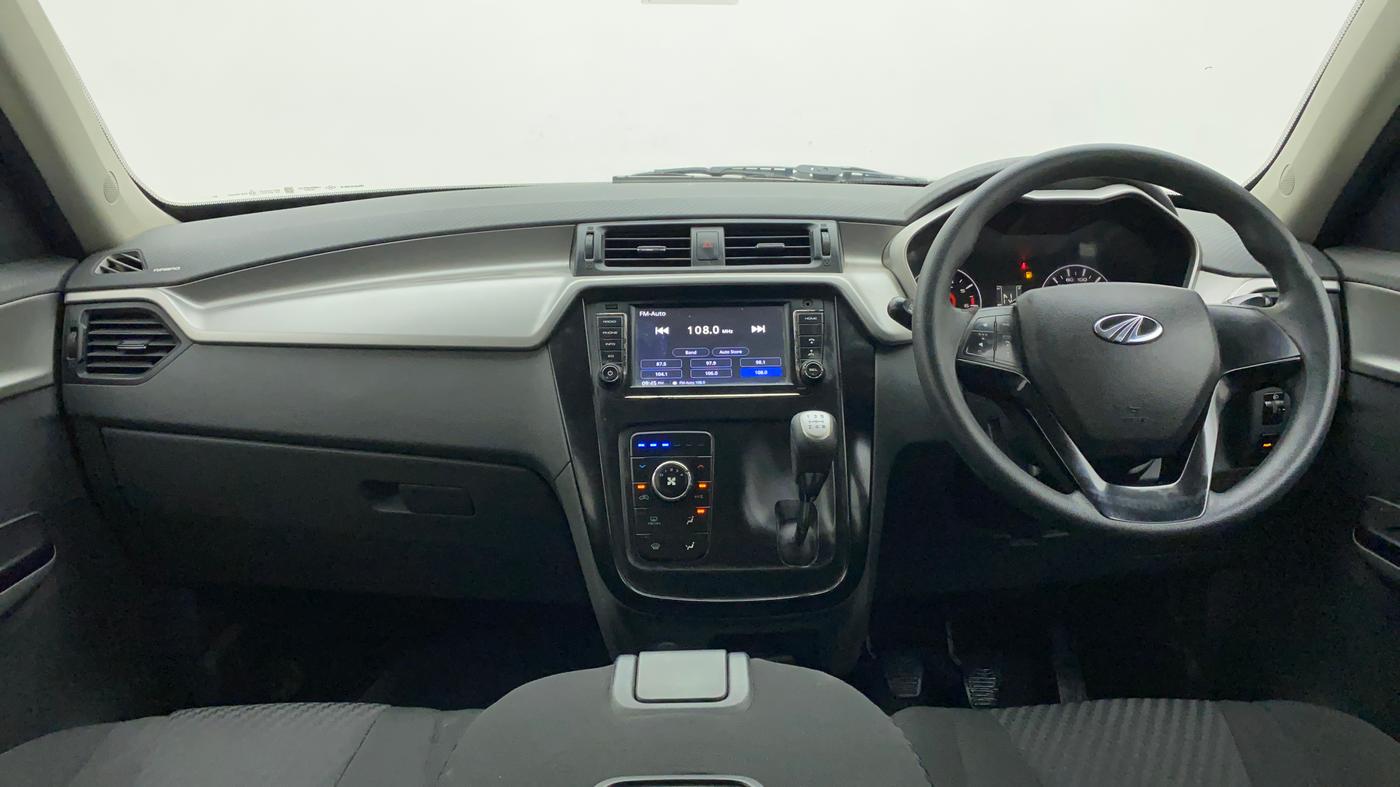 2018 Mahindra KUV 100 NXT K6+ D 6 STR, Diesel, Manual, 63,935 km, Dashboard