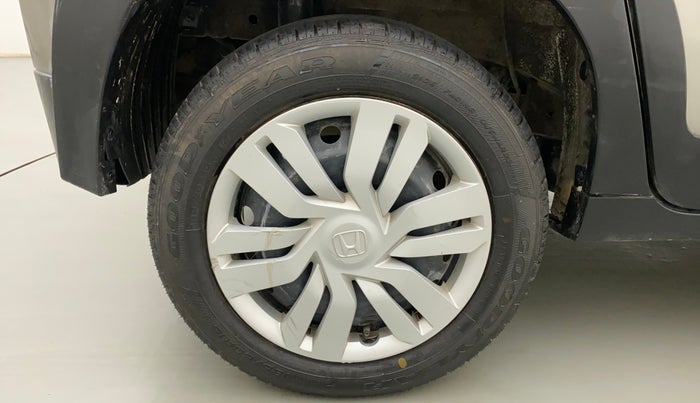 2018 Mahindra KUV 100 NXT K6+ D 6 STR, Diesel, Manual, 63,935 km, Right Rear Wheel